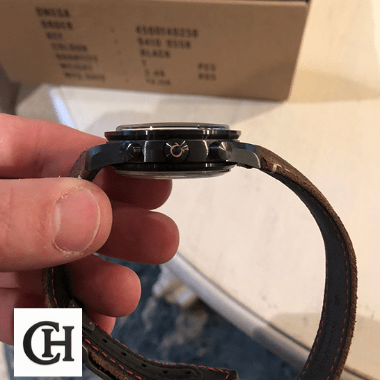 Omega Speedmaster Moonwatch 311.92.44.51.01.006 True omega speedmaster 311.92.44.51 rightside Omega Speedmaster 311.92.44.51 Crown side view
