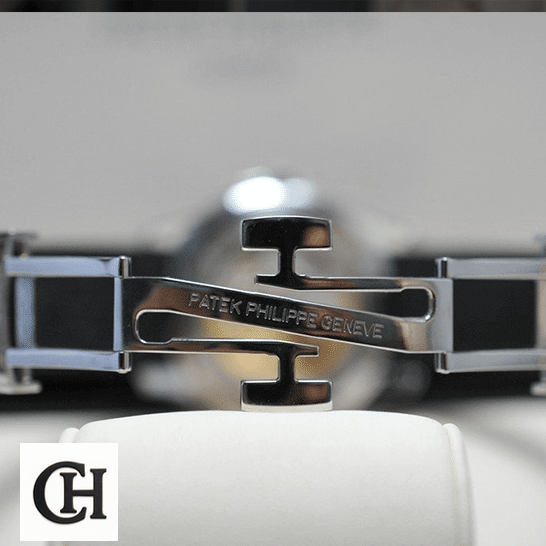 Patek Philippe Aquanaut 5167A-001 Detailed patek aquanaut 5167A 001 clasp Patek Philippe 5167A-001 Steel Clasp opened clasp