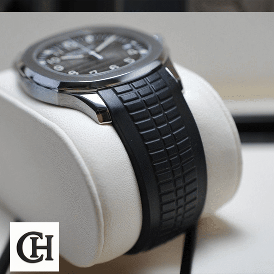 Patek Philippe Aquanaut 5167A-001 Detailed patek aquanaut 5167A 001 left Patek Philippe Geneve Black Dial Black Rubber Bracelet in the box