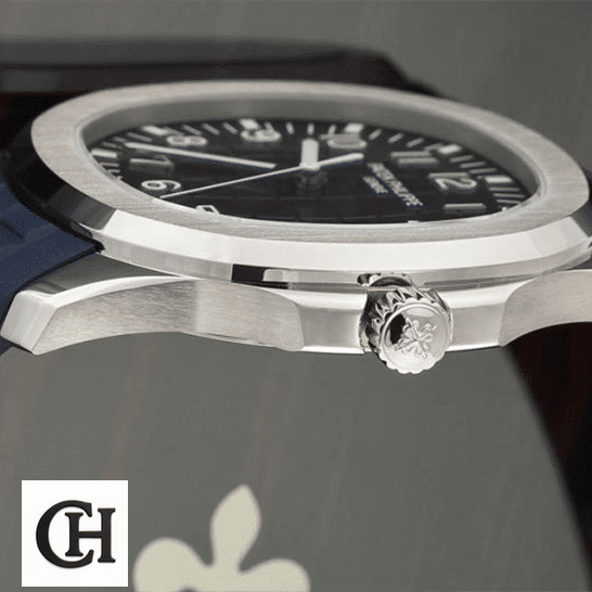 Patek Philippe Aquanaut "Blue Dial" 5168G-001 Perfect Duplicate patek philippe aquanaut blue dial 5168G 001 dial man Patek Philippe Aquanaut Blue Dial 5168G-001 side view crown