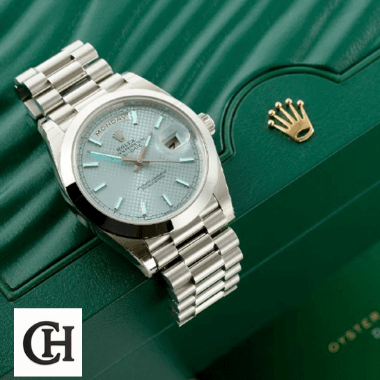Rolex Day-Date 228206 Rolex Day-date 228206 blue dial on the rolex box