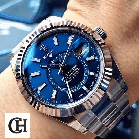 Rolex Sky-Dweller 326934-0003 "Blue Dial" Super Accurate rolex sky dweller 326934 0003 wrist Rolex Sky-Dweller Blue Dial 326934-0003 on his arm