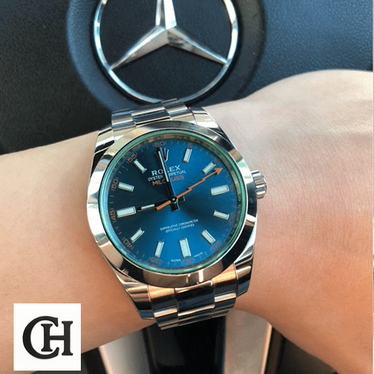 Rolex Milgauss Blue Dial 116400GV-0002 Edition Rolex Milgauss 116400GV Green Crystal Oyster on his arm and Mercedes logo on the back