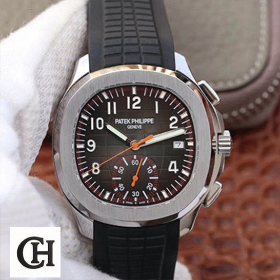 Patek Philippe Aquanaut Chronograph 5968A-001 Perfect Edition patek philippe aquanaut Patek Philippe Aquanaut 5968A001 Black Rubber Bracelet on the hand