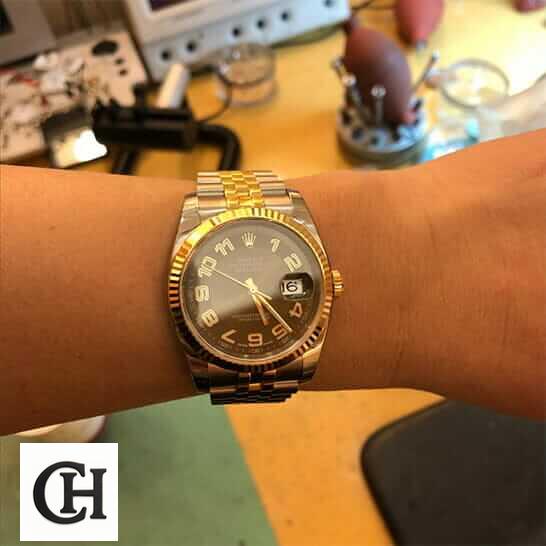 Rolex Datejust 116233-0209 Rolex Datejust 116233 Yellow Gold on the wrist