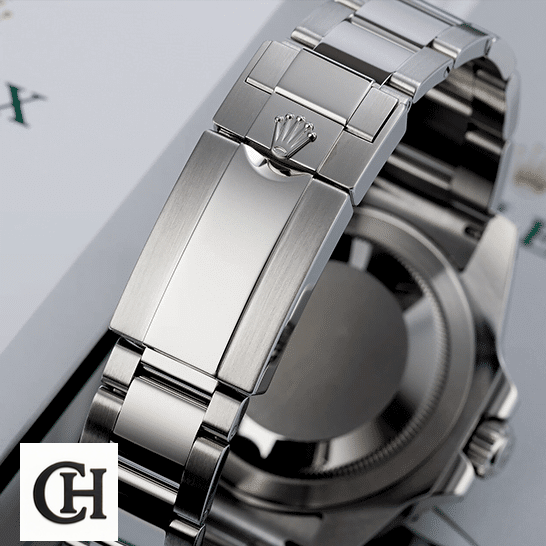 Rolex GMT-Master II 116710LN Masterpiece rolex gmt master 116710LN 0001 clasp Rolex GMT Master 116710LN-0001 Oyster emblem on the buckle