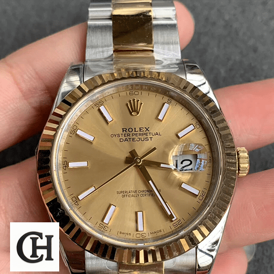 Rolex Datejust 126333 Oyster Perpetual Yellow Gold Rolex Datejust 126333 Champagne Dial & Fluted Bezel