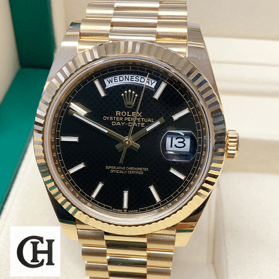 Rolex Day-Date 228235 Stick indices in the Rolex box