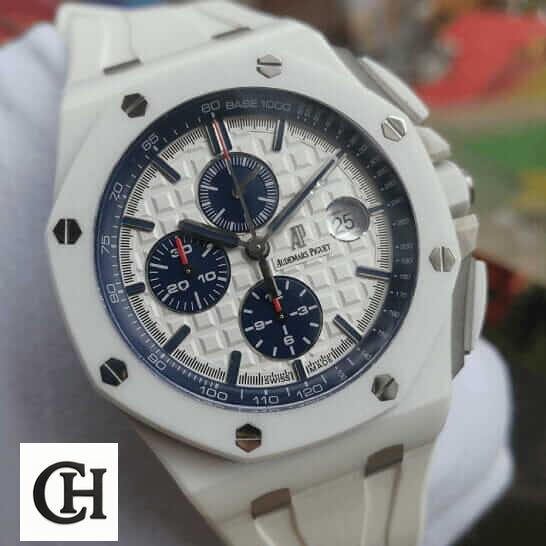 26402-royal-oak-watch-right