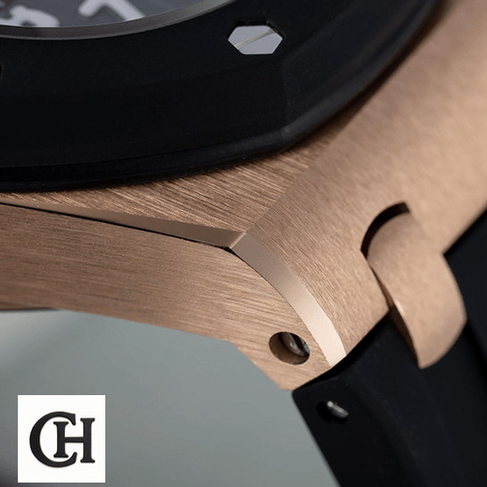 AP Royal Oak Offshore 25940OK.OO.D002CA.01 United Luxury Shop audemars piguet royal oak o ffshore 25940OK.OO.D002CA.01 metarial 1 Audemars Piguet Royal Oak Gold Case Black Rubber Bracelet