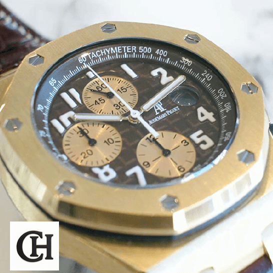 Audemars Piguet Royal Oak Offshore 26007BA.OO.D088CR.01 Audemars Piguet Royal Oak Gold Case close analog view