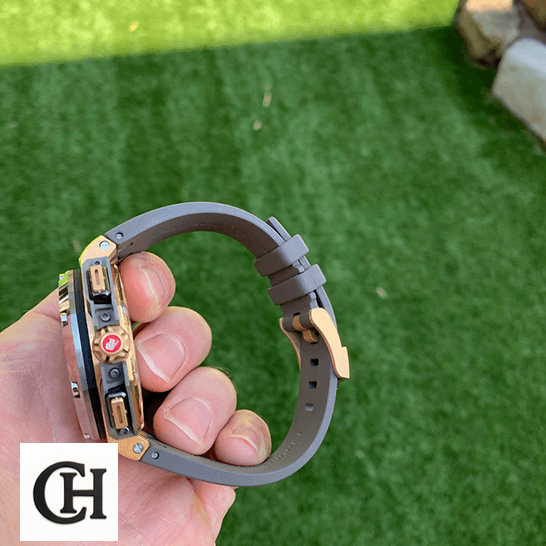 Audemars Piguet Royal Oak Offshore 26568OM.OO.A004CA.01 "Michael Schumacher" Precision audemars piguet royal oak offshore 26568OM.OO.A004CA.01 rightside audemars-piguet-royal-oak-offshore-26568OM.OO_.A004CA.01-rightside