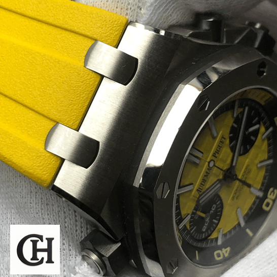 Audemars Piguet Royal Oak Offshore Diver 26703ST.OO.A051CA.01 First-Class audemars piguet royal oak offshore diver right Audemars Piguet Royal Oak Yellow Rubber Bracelet side view
