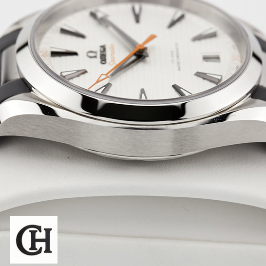Omega Seamaster Aqua Terra White Dial 220.12.41.21.02.002 white background