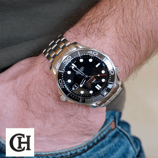 Omega Seamaster 212.30.41.20.03.003 Omega Seamaster 212_30_41_20_01_003 Black Dial on the man wristh