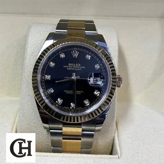 Rolex Datejust 126333-0005 Black Dial Signature rolex 126333 replica4 Rolex Datejust 126333-0005 Yellow Gold & Steel Fluted Bezel Black Dial Oyster