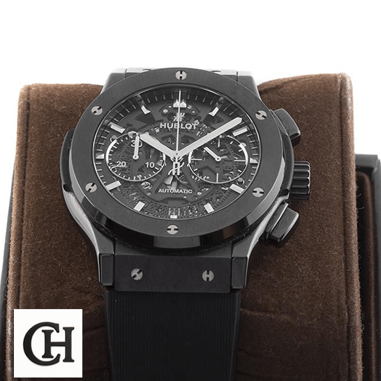 Hublot Big Bang Unico "Black Magic" Skeleton 525.CM.0170.RX First-Class hublot big bang 525.CM.0170.RX Hublot Big Bang 525.CM_.0170.RX Black Rubber Bracelet on the stand
