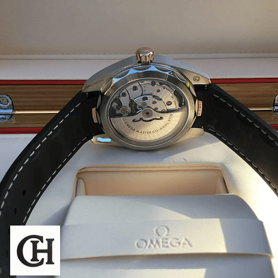 Omega Seamaster Aqua Terra 220.22.41.21.02.001 Supreme omega seamaster 220.22.41.21.02.001 back Omega Seamaster 220.22.41.21.02.001 Black Leather Bracelet in the box