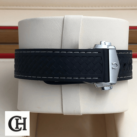 Omega Seamaster Aqua Terra 220.22.41.21.02.001 Supreme omega seamaster 220.22.41.21.02.001 bracelet Omega Seamaster 220.22.41.21.02.001 Rubber Black Bracelet in the box