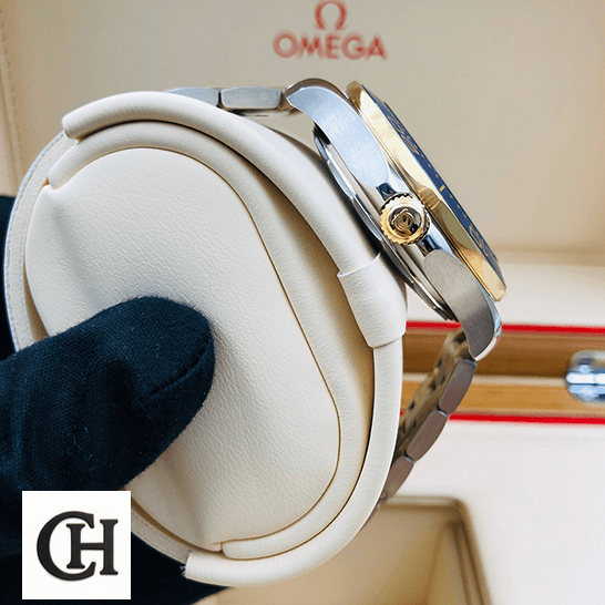 Omega Seamaster Diver Master Co-Axial 210.20.42.20.03.001 Exceptional omega seamaster diver 300m 210.20.42.20.03.001 rightside omega-seamaster-diver-300m-210.20.42.20.03.001-rightside