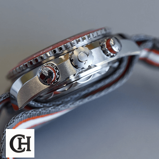 Omega Seamaster Planet Ocean 215.32.46.51.99.001 "Grey" Premium Duplicate Edition omega seamaster planet ocean 215.32.46.51.99.001 rigtside Omega Seamaster Stainless Steel Crown Push Button crown on the logo