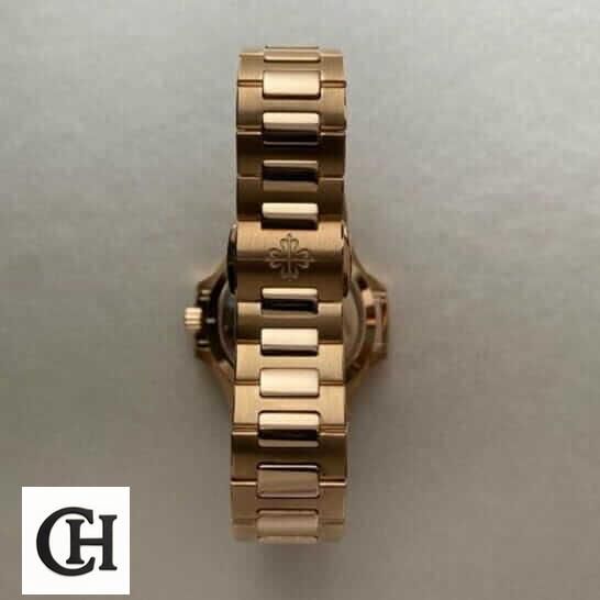 Patek Philippe Geneve7118-1200r-010 Gold Bracelet closed clasp