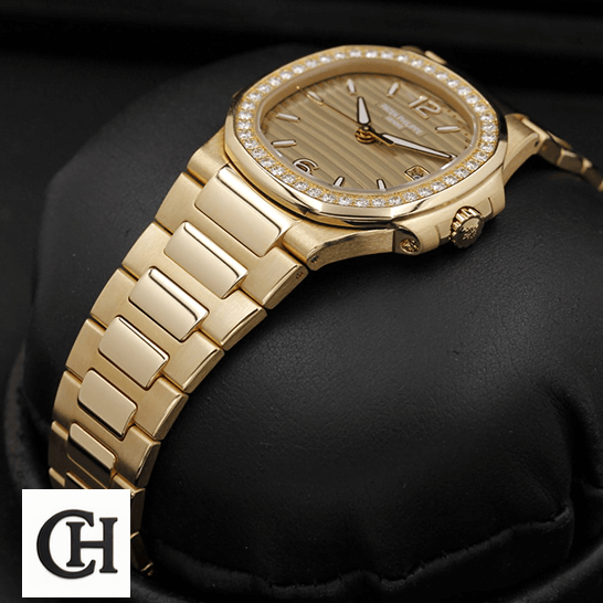 Patek Philippe Nautilus 7010/1R Patek Philippe Nautilus Rose Gold Dial in the black box
