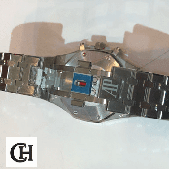 AP Royal Oak Chronograph 26331ST Supreme audemars piguet royal unitedluzury man Audemars Piguet Stainless Steel Bracelet opened clasp white background