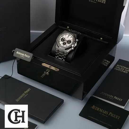 audemars_piguet_royal_oak_white_dial_26331ST.OO_.1220ST.03_man_right