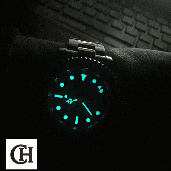 Rolex Submariner Date 116610LV Rolex Submariner Hulk 116610LV Luminous Dial