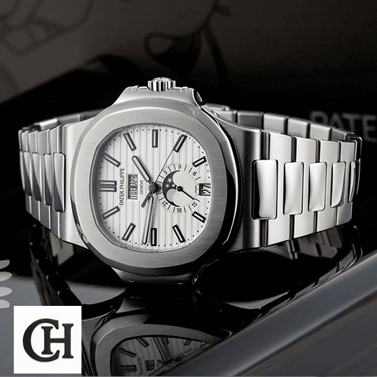 Patek Philippe Nautilus 5726 Steel Case on the box