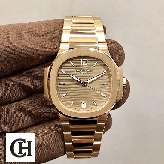 Patek Philippe Nautilus 7118/1R "Ladies Rose Gold" Master patek philippe nautilus ladies golden rose gold 71181R 001 front Patek Philippe 71181R-001 Nautilus Ladies Golden Rose on the and