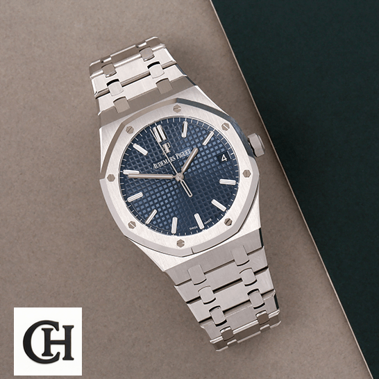 Audemars Piguet Royal Oak 15500ST Audemars Piguet Royal Oak 565.NX_.7170.LR Blue Dial on the grey