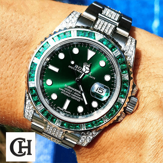 Rolex Submariner 116610LV Rolex Submariner Hulk 116610LV Diamond Green Dial Iced Out on his arm