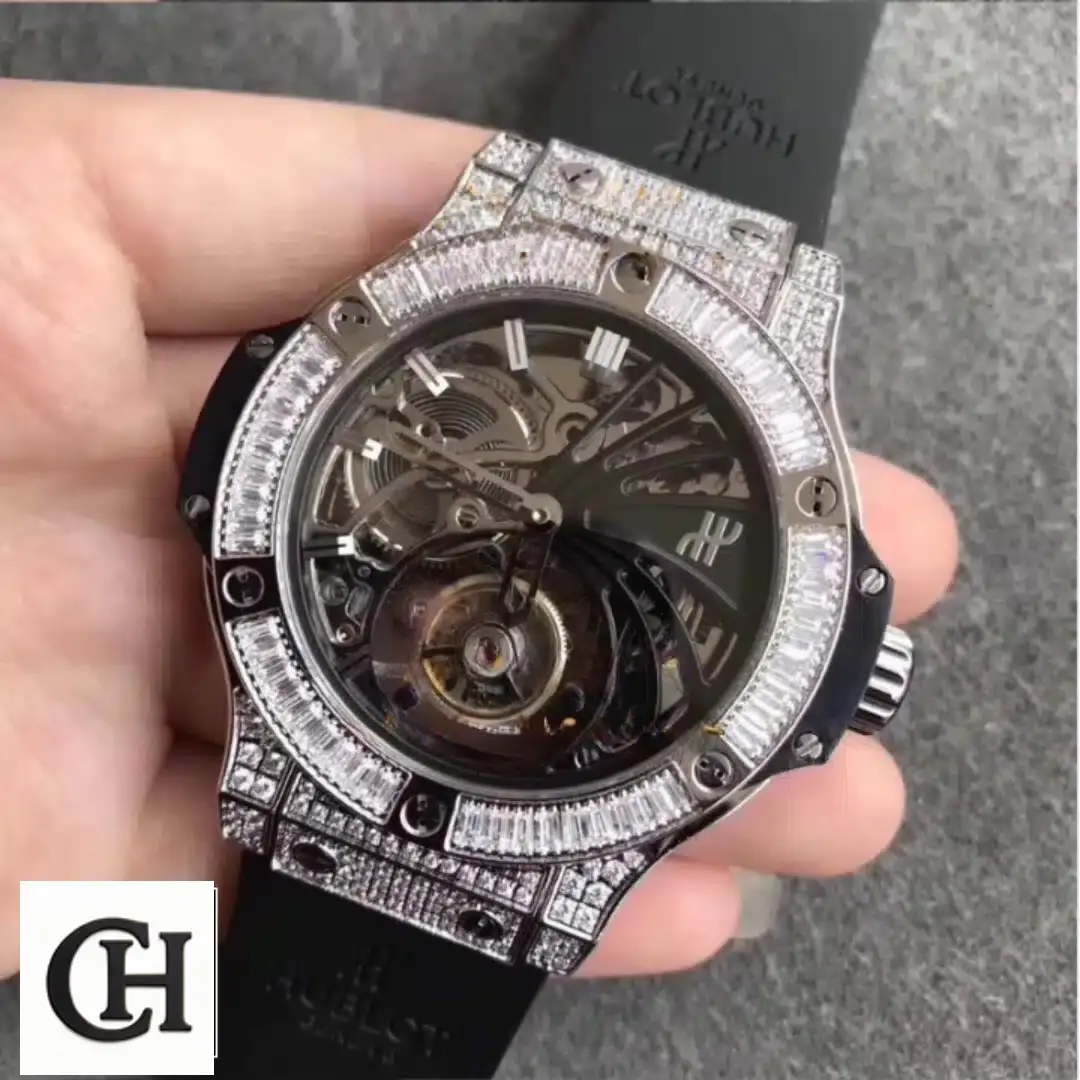 Hublot Classic Fusion Diamond Tourbillon Excessive Quality HUB011 Yeni Proje 13 Hublot Skeleton Diamond Watch on the hand view grey background
