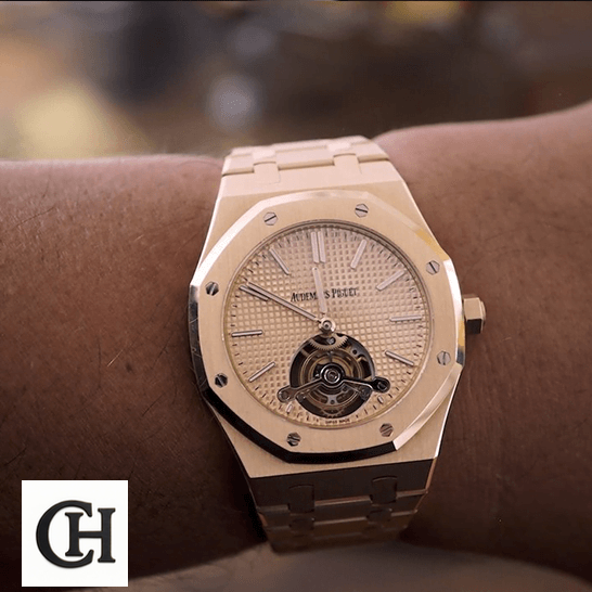 Royal Oak Tourbillon 26515OR.OO.1220OR.01 Extra-Thin audemars piguet royal oak tourbillon extra plat Ap Royal Oak Tourbillion Gold on the man wrist