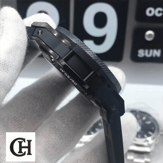 Hublot Classic 411.JX.1170.RX hublot_is_a_famous_founded_left_side