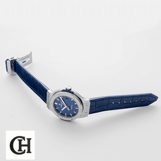 Omega Seamaster Diver 210.90.42.20.03.001 "Blue Titanium" Perfect Hublot Classic Fusion Blue Dial Stainless Steel Bezel white background