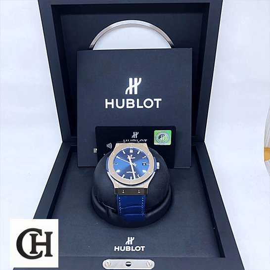 Omega Seamaster Diver 210.90.42.20.03.001 "Blue Titanium" Perfect Hublot 565.NX_.7170.LR Classic Fusion Automatic Blue Dial in the box