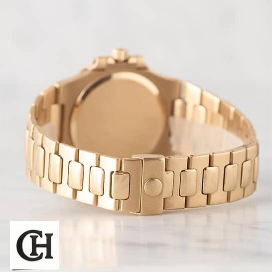 Patek Philippe Nautilus 3700 "Vintage" Handcrafted q Patek Philippe Nautillus Vintage Gold Bracelet