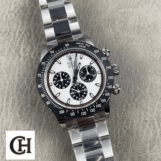 Rolex Cosmograph Daytona 16518 "Blaken" Top rolex daytona tiltedleft Rolexa Daytona Oyster White Dial watch on the sand