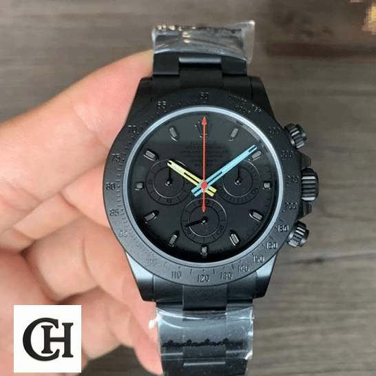 Rolex Cosmograph Daytona 116520 Rolex Blaken Daytona Date All Black 116520 on his hands
