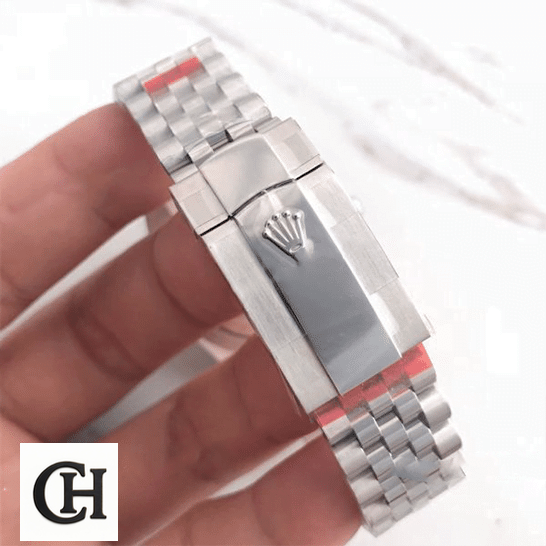 Rolex Datejust 126300 "Slate Roman Dial" Supreme Rolex Datejust II Perpetual 126300-0014 Jubilee Bracelet Fold Clasp on the Rolex Logo