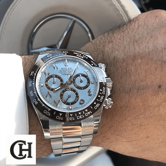 Rolex Cosmograph Daytona 116506 "Platinum Ice-Blue Arabic Dial" Mirror Rolex Daytona Platinum Ice-Blue/Hindu-Arabic Dial 116506-0001 on his arm
