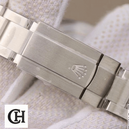 Rolex Datejust 114300 Oyster Perpetual "Steel Case" Quality Rolex Datejust Perpetual 114300 Stainless Steel Osyter Bracelet Fold Clasp on the Rolex Logo