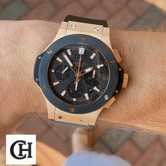 Hublot Big Bang 301.PM_.1780.RXasda Gold Case Black Dial on the man wrist