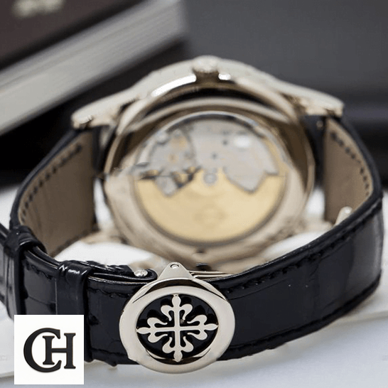 Patek Philippe Complications 5396G-011 patek_philippe_5396G_011_annual_calendar_5396_white_gold_silver_dial_unitedluxurynet