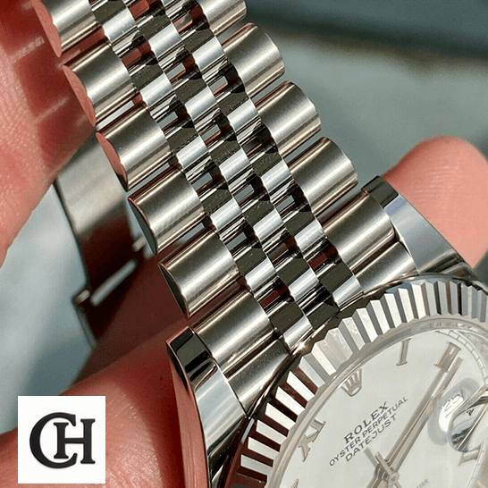 Rolex 126334 Datejust 41mm Roman White Dial Jubilee Bracelet