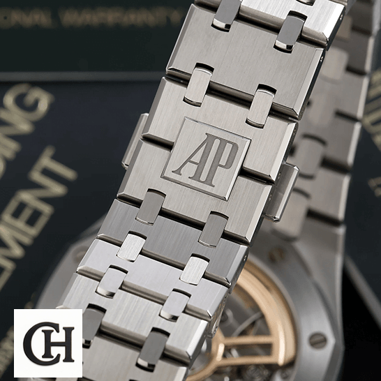 Audemars Piguet Royal Oak 15500ST Stainless Steel Bracelet on the warranty card