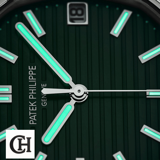 Patek Philippe Nautilus 5711/1300A-001 Patek Philippe Geneve Green Dial dial phosphor